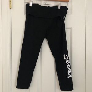 Victoria Secret Capris Legging